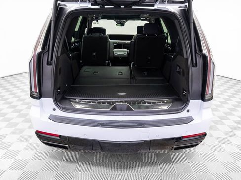 New 2026 Cadillac Escalade Platinum Sport w/ LPO, ONYX Package image 36