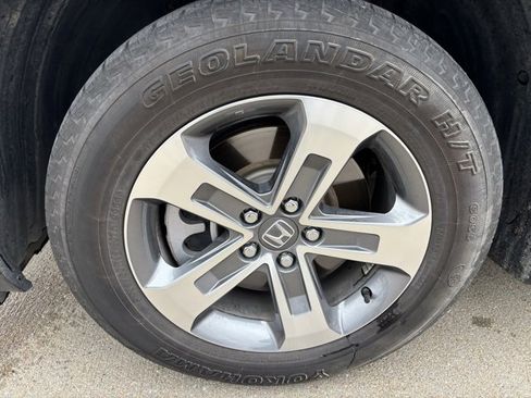 Used 2023 Honda Pilot EX-L image 9