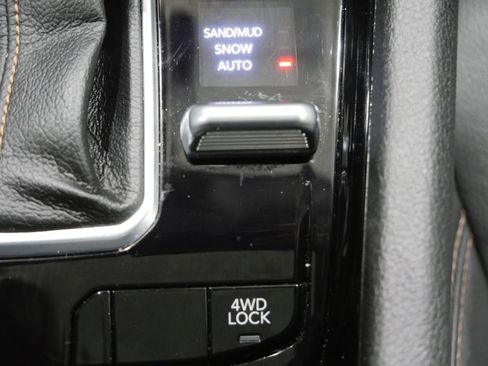 Used 2022 Jeep Compass Limited w/ Sun and Sound Group AWD/4WD image 21
