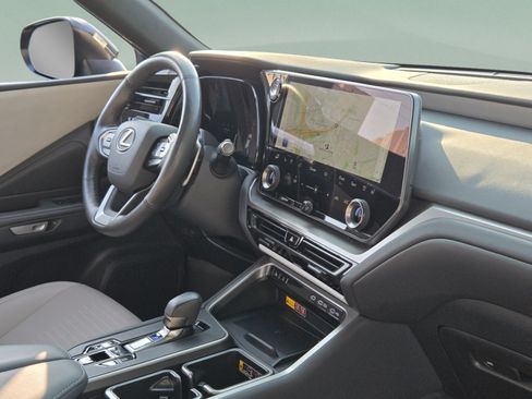 Certified 2026 Lexus TX 350 AWD w/ Technology Package image 29