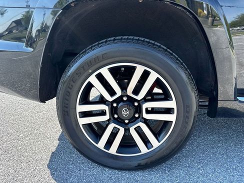 Used 2016 Toyota 4Runner Limited AWD/4WD image 30