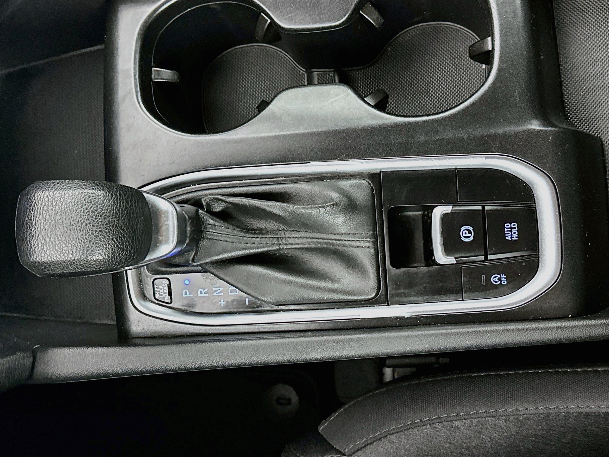 Used 2020 Hyundai Santa Fe SE w/ Cargo Package FWD image 23