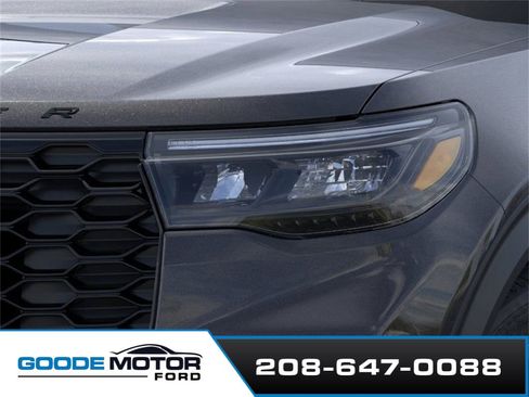 New 2026 Ford Explorer ST-Line w/ ST-Line Street Pack image 18