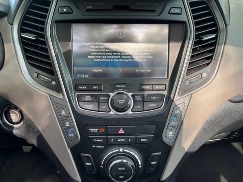 Used 2013 Hyundai Santa Fe Limited w/ Technology Pkg image 25