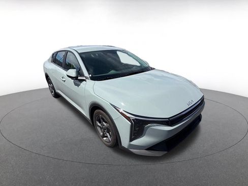 Used 2025 Kia K4 FWD image 2