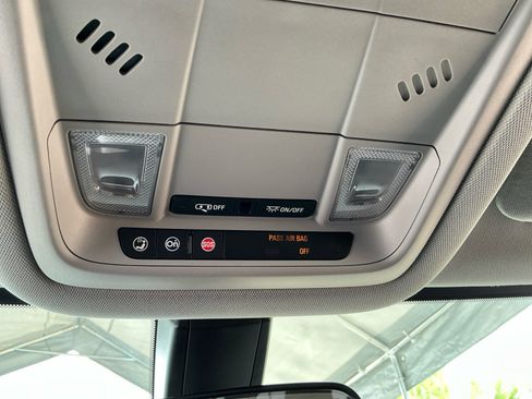 Used 2018 GMC Acadia SLE w/ LPO, Floor Liner Package image 31