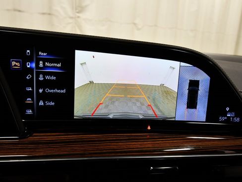 Used 2024 Cadillac Escalade Premium Luxury w/ Performance Package image 27