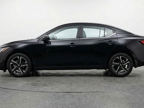 Used 2025 Nissan Sentra SV FWD image 5