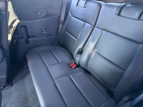 Used 2026 Ford Explorer ST-Line w/ ST-Line Street Pack AWD/4WD image 11