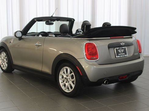Used 2018 MINI Cooper Cooper image 20