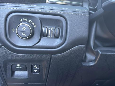 Used 2023 RAM 1500 Limited image 18
