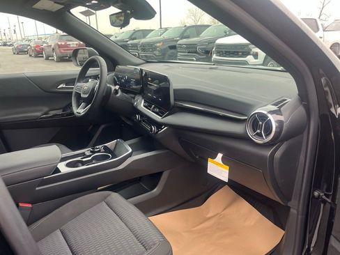 New 2026 Chevrolet Equinox LT w/ Safety and Technology Package image 81