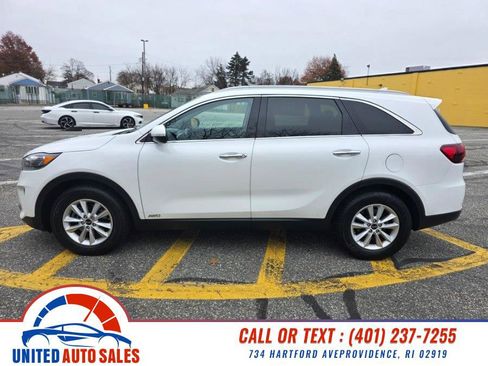 Used 2019 Kia Sorento AWD w/ Option Group 020 image 2