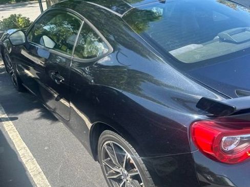 Used 2017 Subaru BRZ Limited RWD image 3