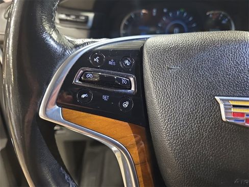 Used 2016 Cadillac Escalade ESV Premium image 18