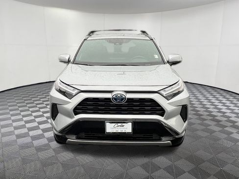Used 2024 Toyota RAV4 SE image 2