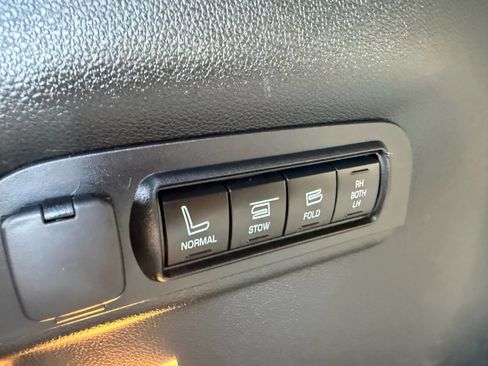 Used 2016 Ford Explorer Limited w/ Class II Trailer Tow Package image 29