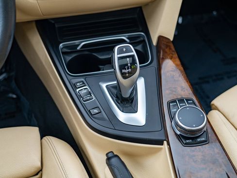 Used 2018 BMW 330i Sedan w/ Premium Package RWD image 27