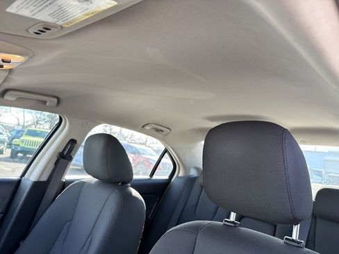 Used 2010 Ford Fusion SE image 26