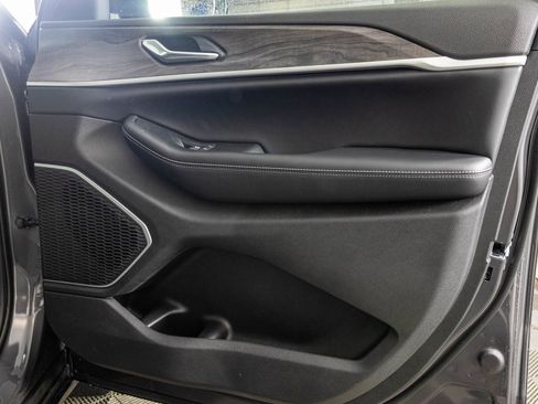 New 2026 Jeep Grand Cherokee L Limited image 45