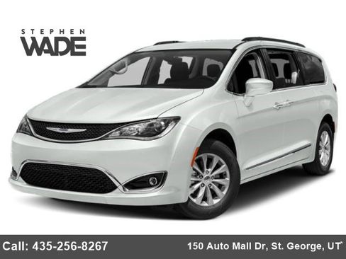 Used 2018 Chrysler Pacifica Touring-L w/ Advanced Safetytec Group FWD image 1