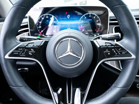 Used 2025 Mercedes-Benz E 350 Sedan w/ Winter Package image 37