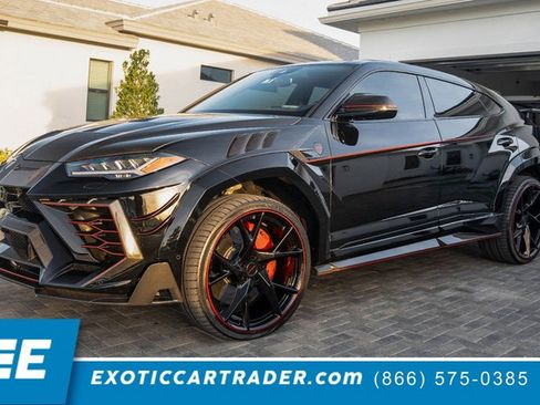 Used 2021 Lamborghini Urus image 1