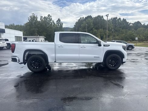 New 2026 GMC Sierra 1500 Elevation image 2