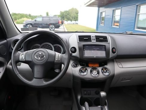 Used 2011 Toyota RAV4 Limited w/ Limited Extra Value Pkg AWD/4WD image 11