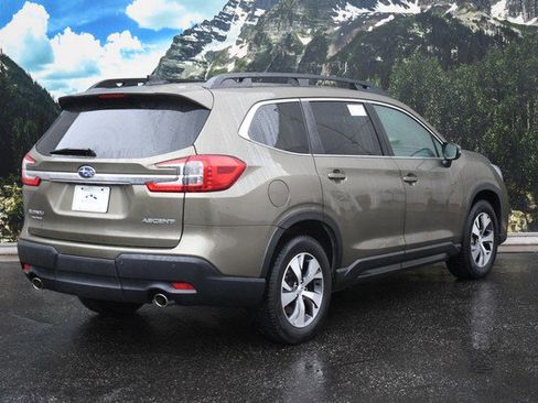 Used 2023 Subaru Ascent Premium w/ Convenience Package AWD/4WD image 3