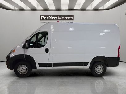 Used 2025 RAM ProMaster 2500 w/ Convenience Group