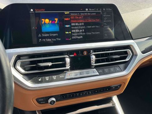 Used 2021 BMW 430i Convertible image 18