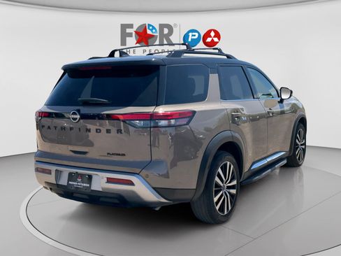 Used 2023 Nissan Pathfinder Platinum w/ Lighting Package (N93) image 5