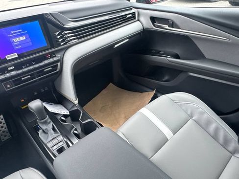New 2026 Toyota Camry SE w/ Convenience Package AWD/4WD image 17