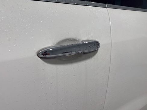 Used 2023 Maserati Levante Modena AWD/4WD image 32