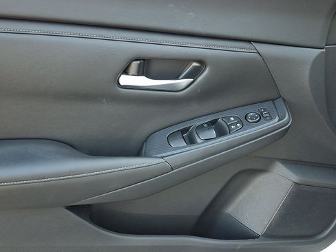 Certified 2024 Nissan Sentra SV w/ All-Weather Package FWD image 13