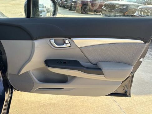 Used 2015 Honda Civic EX image 16