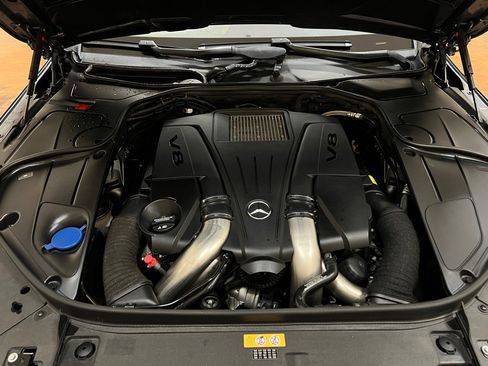 Used 2017 Mercedes-Benz S 550 Sedan image 39