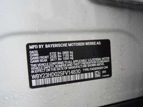 Certified 2025 BMW i4 eDrive40 RWD image 27