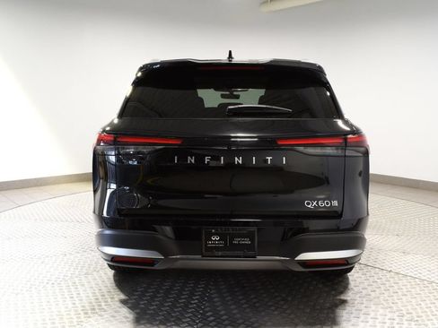 Certified 2026 INFINITI QX60 Luxe w/ Family Package AWD/4WD image 12