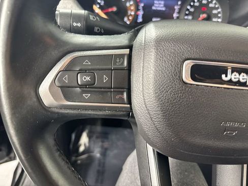 Used 2022 Jeep Compass Latitude AWD/4WD image 12