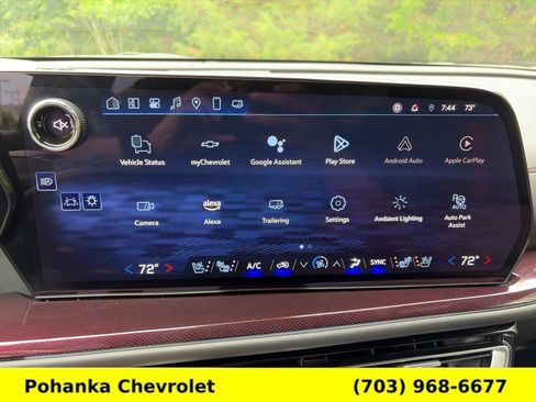 Used 2024 Chevrolet Traverse RS FWD image 16