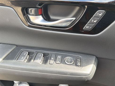 Used 2024 Honda CR-V Sport Touring image 15