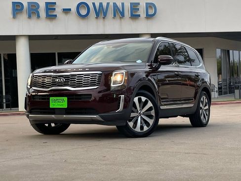 Used 2020 Kia Telluride EX w/ EX Premium Package FWD image 2