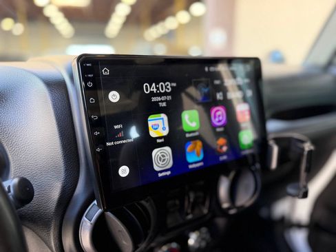 Used 2018 Jeep Wrangler Unlimited Sport AWD/4WD image 18