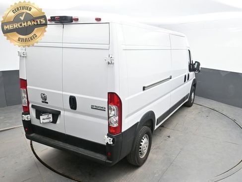 Used 2025 RAM ProMaster 2500 w/ Convenience Group image 31