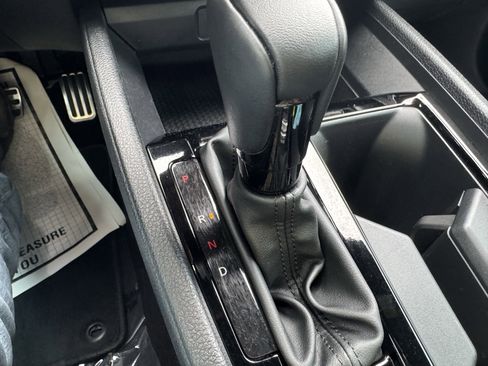 Used 2024 Honda Accord Sport image 17