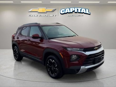 Used 2023 Chevrolet TrailBlazer LT w/ Convenience Package AWD/4WD image 7