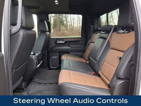 Used 2024 Chevrolet Silverado 2500 High Country w/ Technology Package image 13