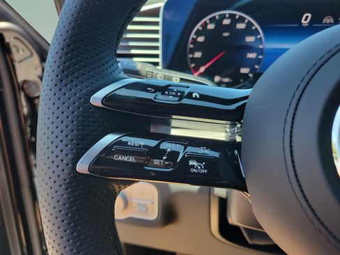 New 2026 Mercedes-Benz GLS 450 4MATIC image 24